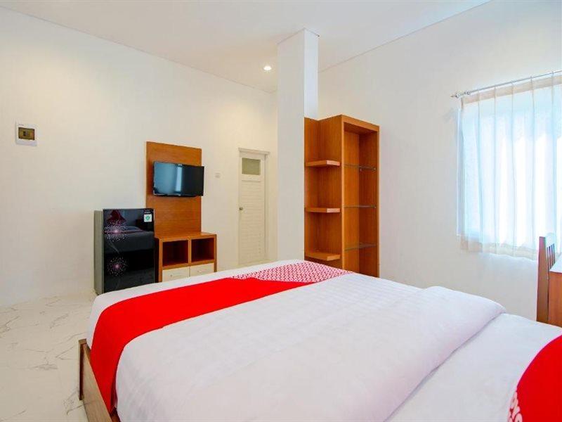 Super Oyo 13I9 88 Exclusive Guesthouse Kejayan Eksteriør billede