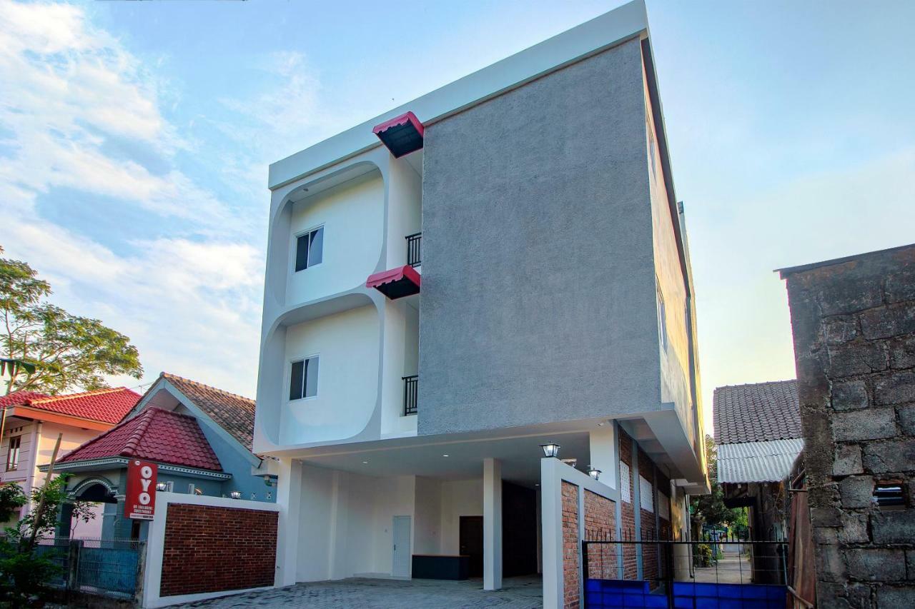 Super Oyo 13I9 88 Exclusive Guesthouse Kejayan Eksteriør billede